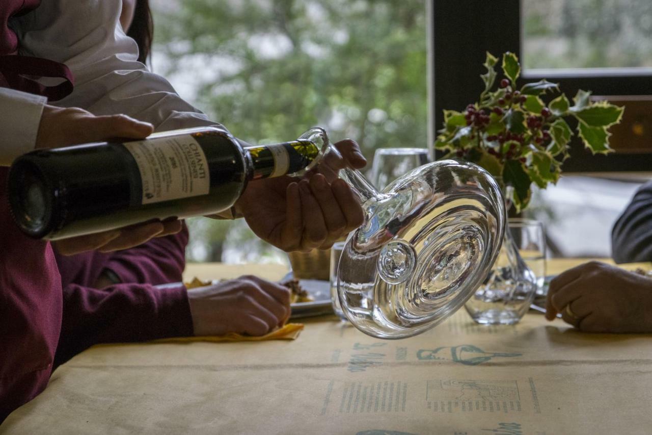 Albergo Ristorante Da Vestro 몬티시아노 외부 사진